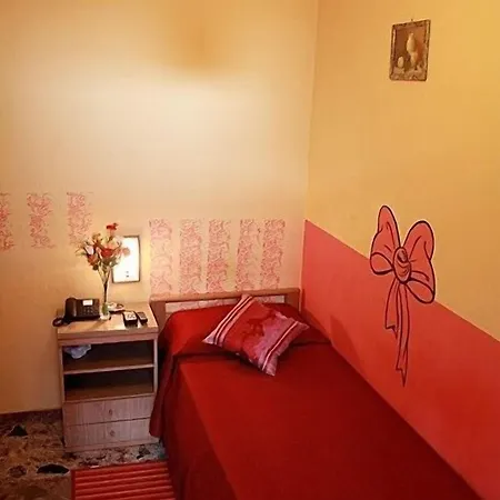 San Giovanni Hotel *
