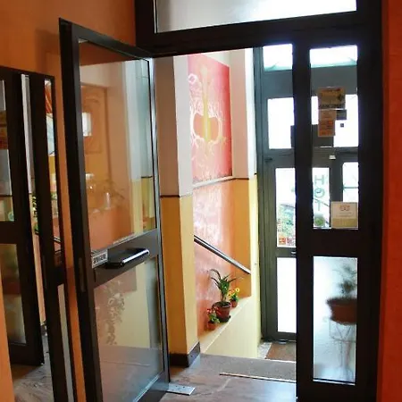 圣吉凡尼酒店 酒店